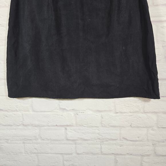 A Atmosphere Women's Black Faux Suede Mini Skirt with Gold Front Zipper Size 6 - Picture 6 of 8